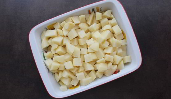 фасолевый суп на говяжьем бульоне со свининой