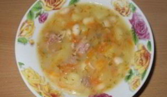 фасолевый суп на говяжьем бульоне