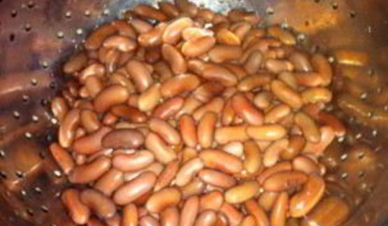 фасолевый суп на мясном бульоне