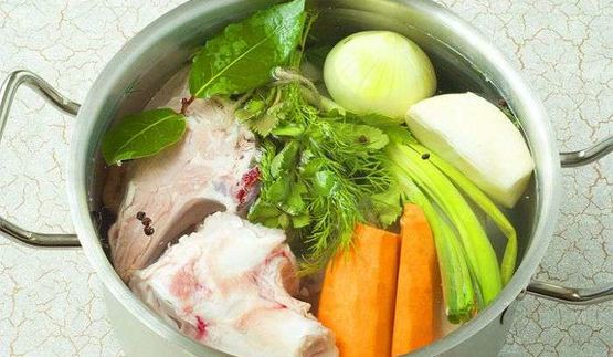 мясной бульон, а в частности, бульон из телятины