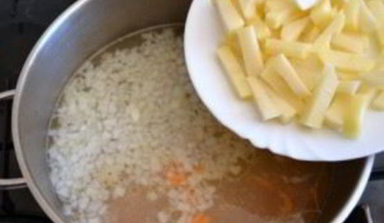 суп на курином бульоне