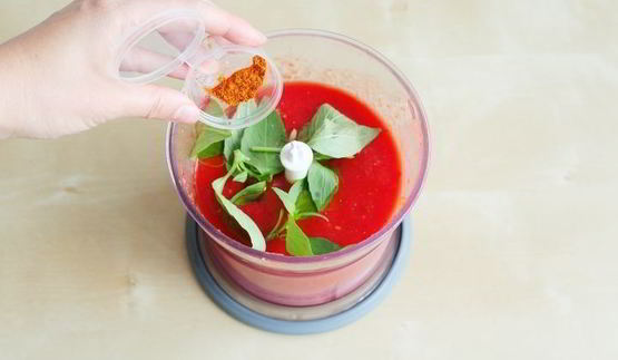 гаспачо с клубникой