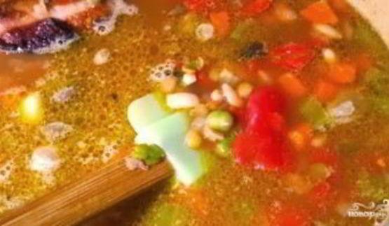 гороховый суп из свиной рульки