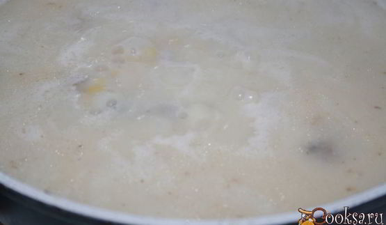 гороховый суп на баранине с кабачком и сарделькой