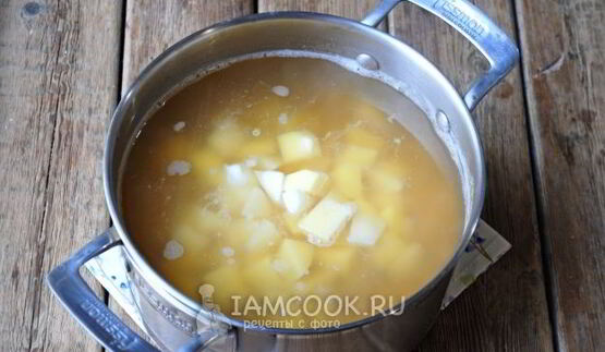 гороховый суп с копченой курицей