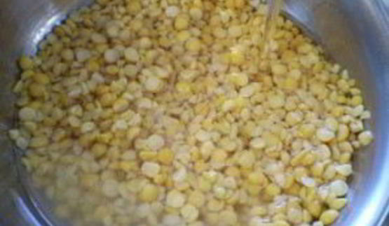 гороховый суп с копченостями в мультиварке