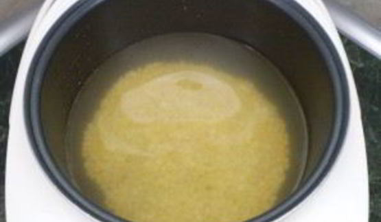 гороховый суп с копченостями в мультиварке