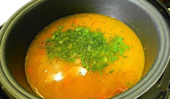 гороховый суп с копчеными ребрышками в мультиварке