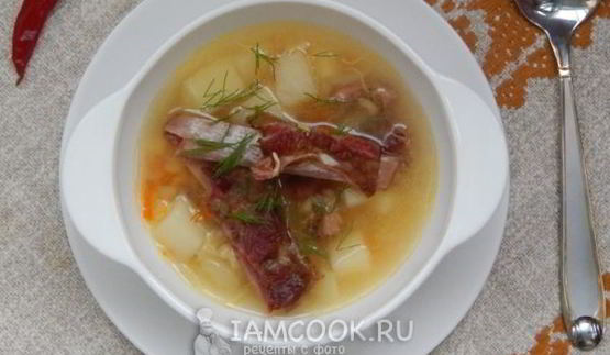 гороховый суп с копчеными свиными ребрами