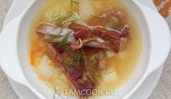 гороховый суп с копчеными свиными ребрами