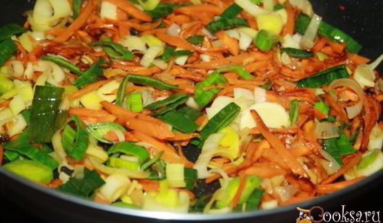 гороховый суп с курицей и луком пореем