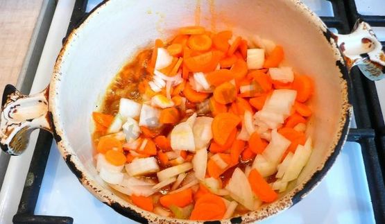 гороховый суп с тушенкой