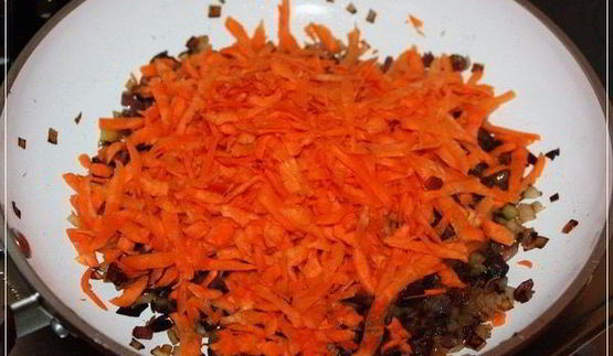 суп гороховый с рулькой поросячьей