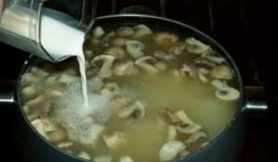 грибной суп из шампиньонов замороженных
