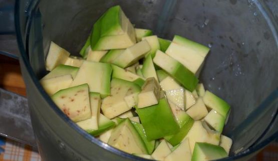 холодный крем-суп с авокадо на кефире