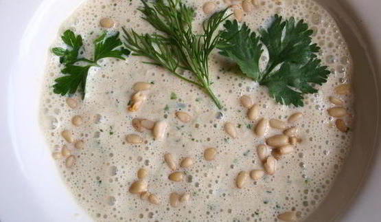 холодный суп-пюре из кольраби