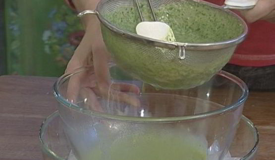 холодный суп-пюре из петрушки