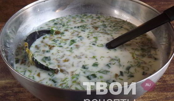 холодный суп со щавелем