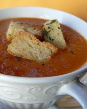 Холодный томатный суп с розмарином