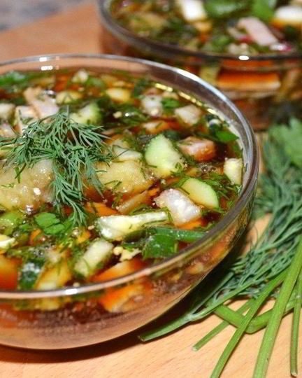 Рецепт быстрой окрошки с бужениной и редисом