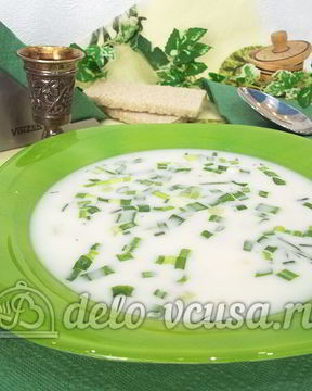 Окрошка без мяса с красной икрой