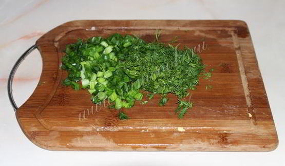 окрошка на квасе с докторской колбасой