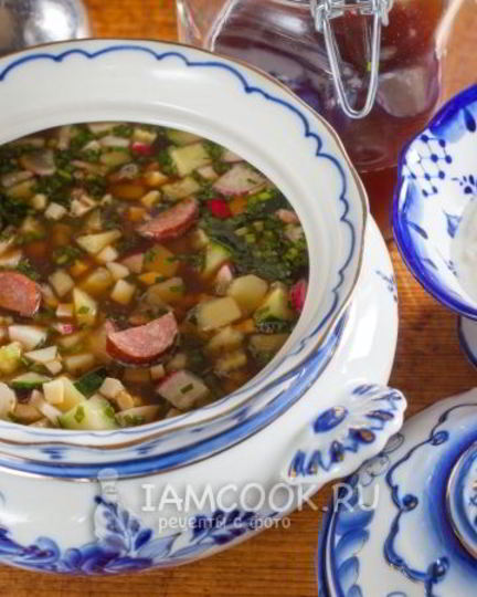 Рецепт окрошки на квасе с полукопченой колбасой