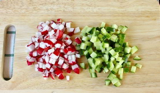 окрошка с курицей на квасе