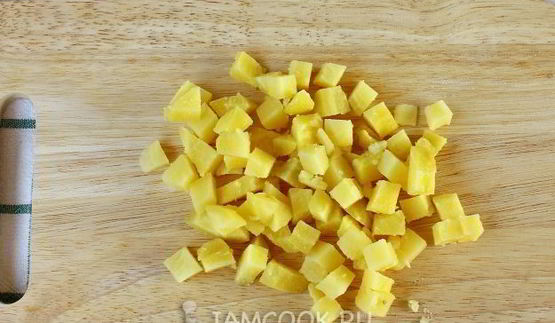 окрошка с курицей на квасе