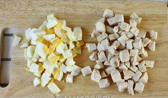 окрошка с курицей на квасе