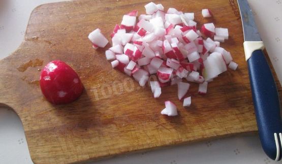 вкусная окрошка на сметане и воде