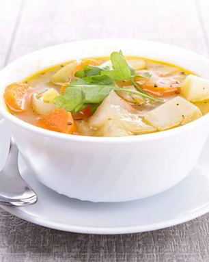 Овощной суп на говяжьем бульоне