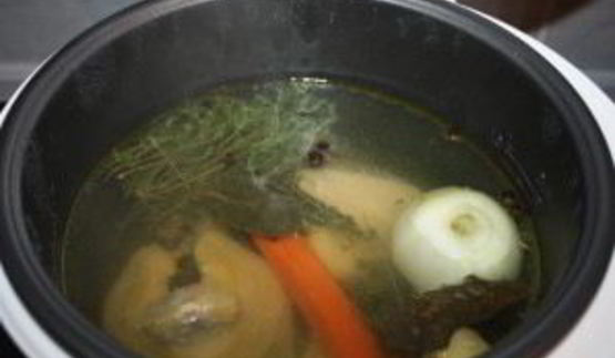 овощной суп на курином бульоне