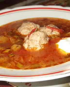 Суп овощной с фрикадельками