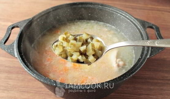 рассольник с рисом и крапивой