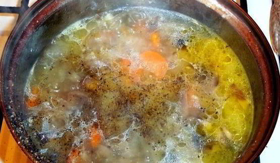 грибные щи из квашеной капусты