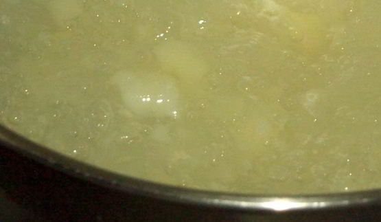 постные щи из квашеной капусты с шампиньонами