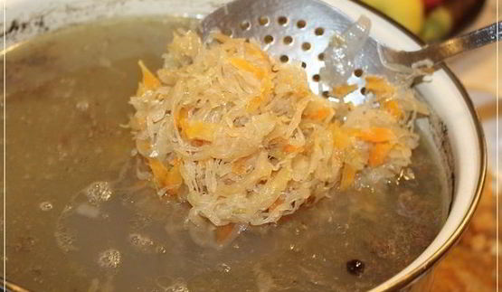 щи из квашеной капусты с уткой