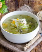 Щи из свежей капусты с курицей