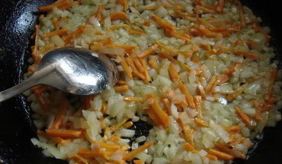 щи кислые на курином бульоне