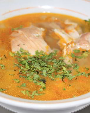 Щи с курицей по-деревенски