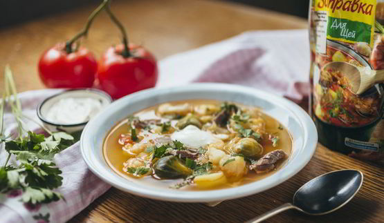 щи с тремя видами капусты