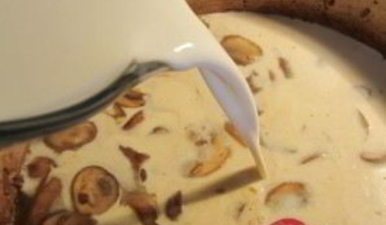 сливочный грибной суп