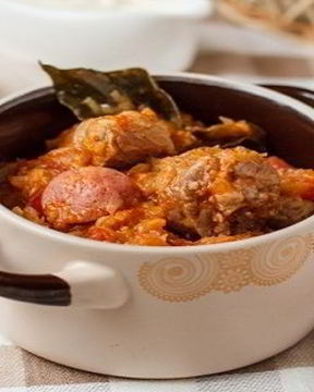 Капустная солянка с мясом