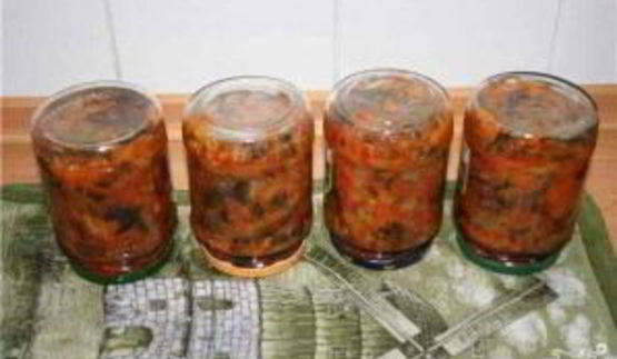 солянка с баклажанами и капустой