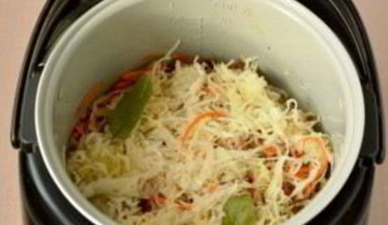 солянка с мясом в мультиварке