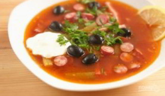 солянка сборная мясная с колбасой