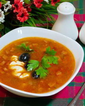 Солянка сборная мясная