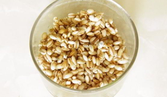 суп из рыбных консервов с перловкой