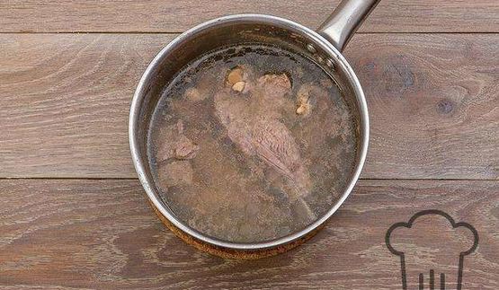 харчо с классическом соусом ткемали и бараниной